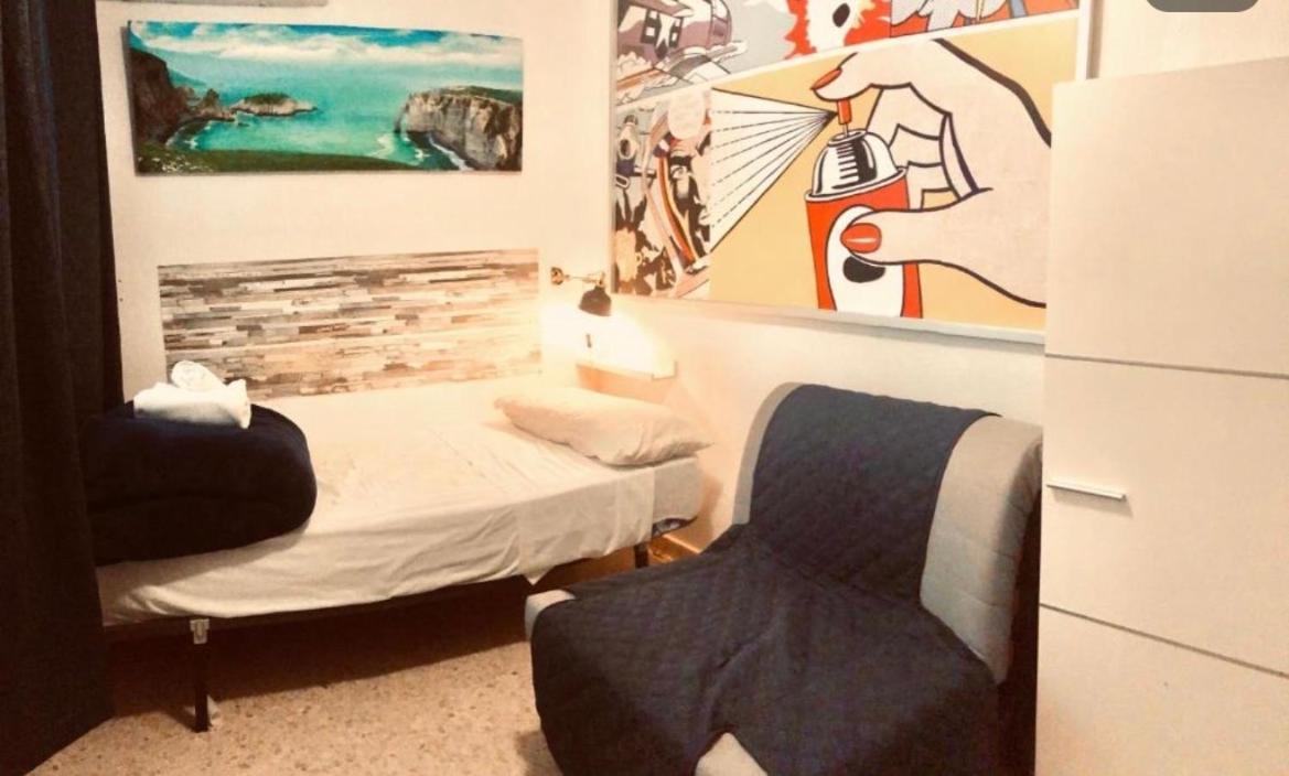 Low Cost Room מאלגה מראה חיצוני תמונה