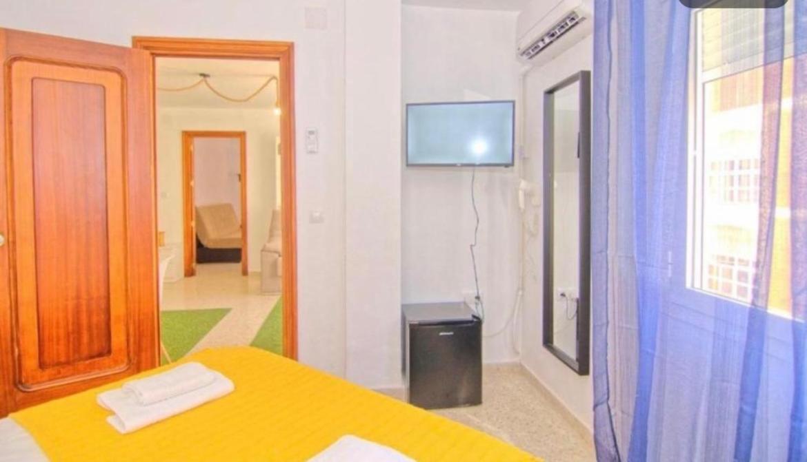Low Cost Room מאלגה מראה חיצוני תמונה