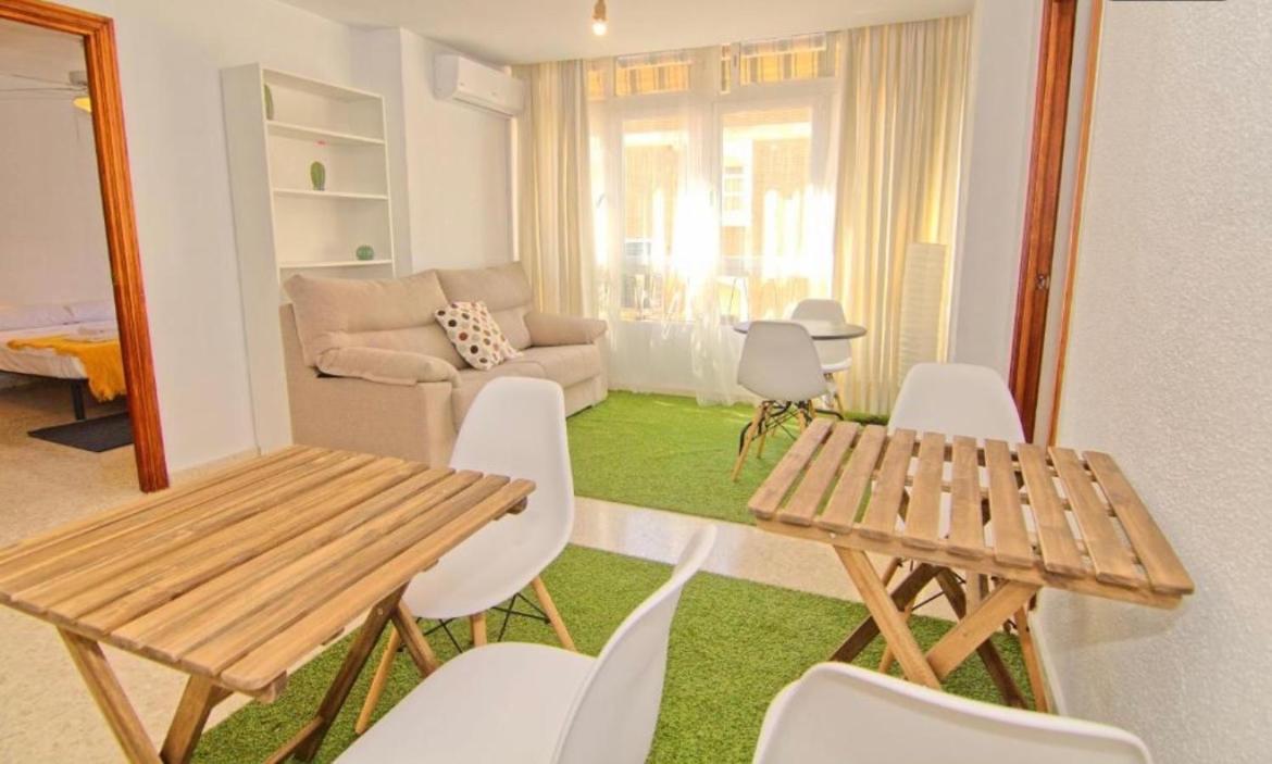 Low Cost Room מאלגה מראה חיצוני תמונה
