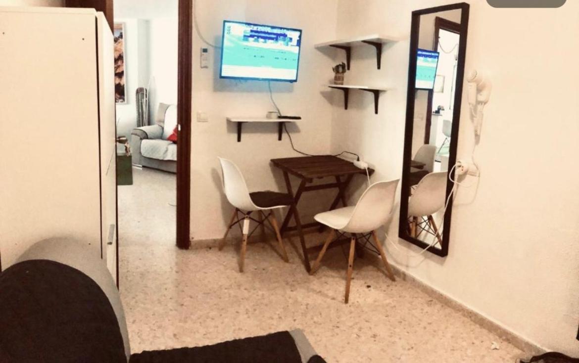 Low Cost Room מאלגה מראה חיצוני תמונה